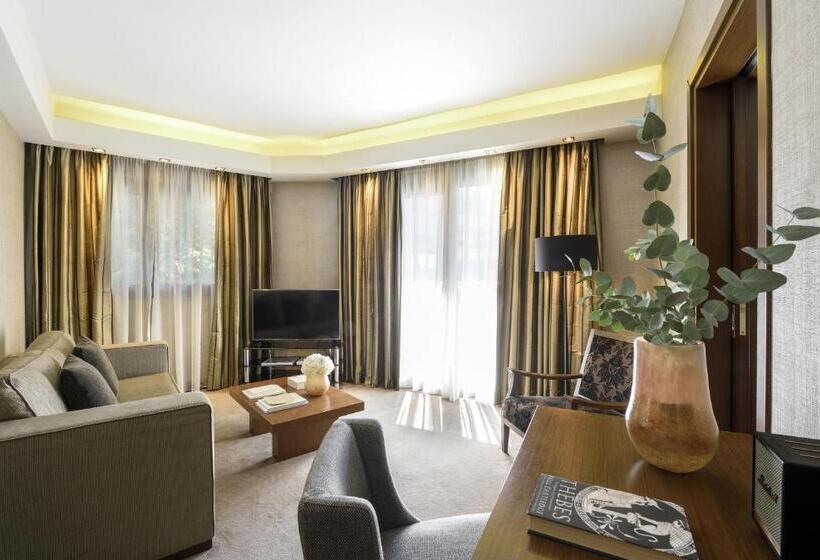 Family Suite, Anatolia