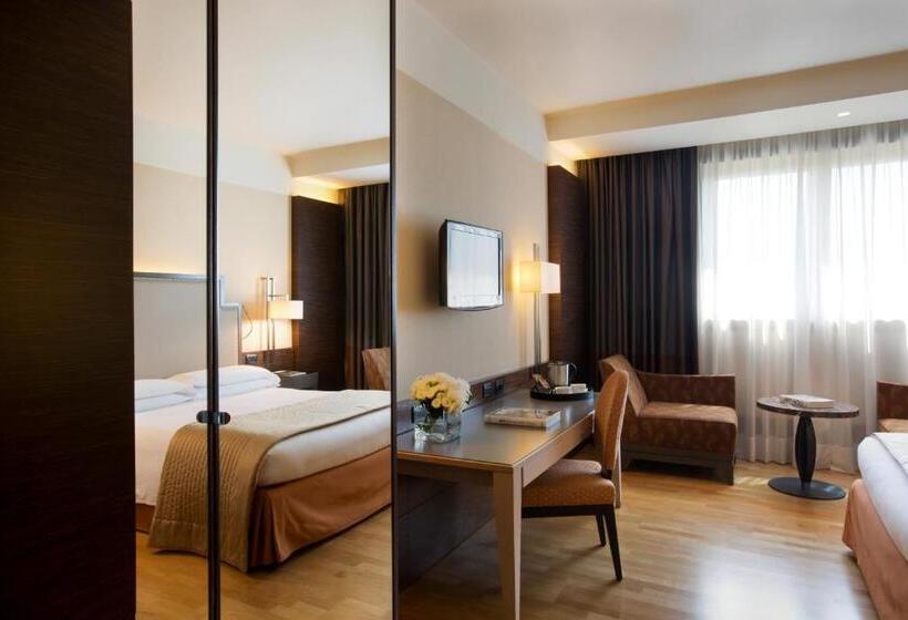 Номер Superior, Starhotels Grand Milan