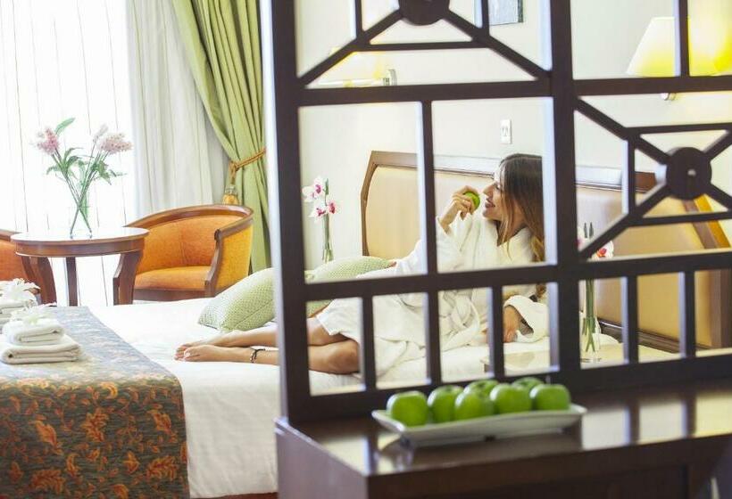 Family Suite, Aquamare Beach Hotel & Spa