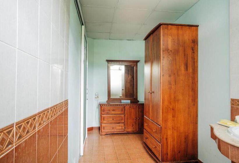 Семейный Номер, Casa De La Rosa