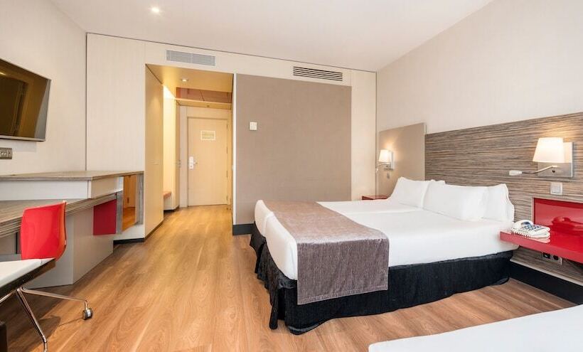 Номер Стандарт Трехместный, Ilunion Barcelona