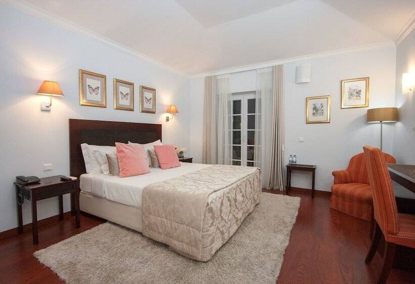 Номер Superior, Casa Senhoras Rainhas   óbidos   By Unlock Hotels