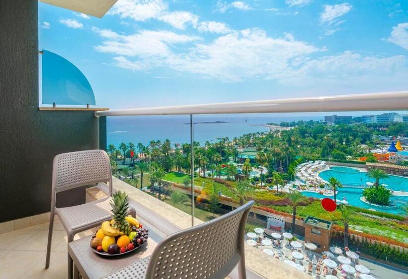 سوییت جونیور با چشم‌انداز دریا, Leodikya Kirman Premium - Ultra All Inclusive