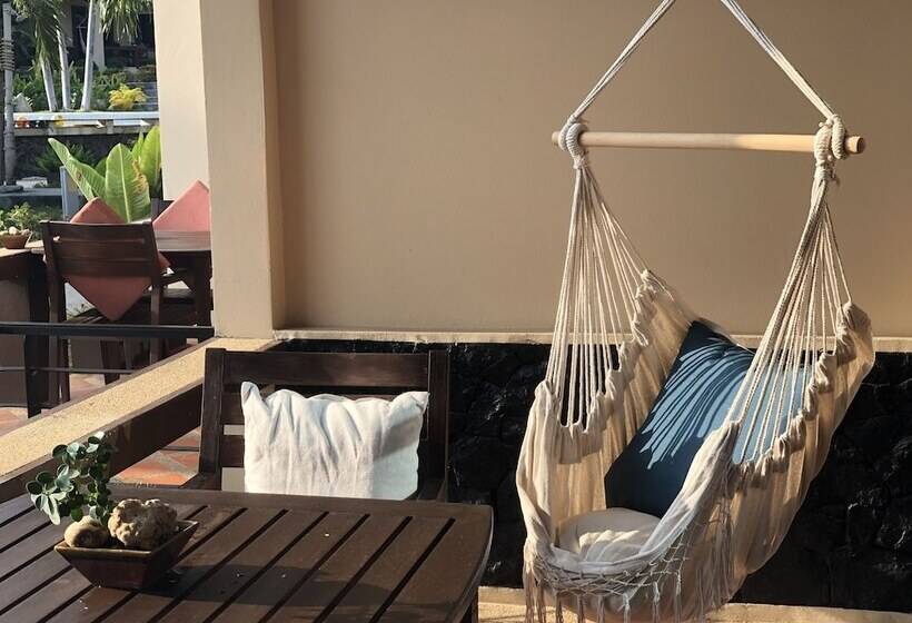 Бунгало Премиум, Royal Beach Boutique Resort & Spa Koh Samui