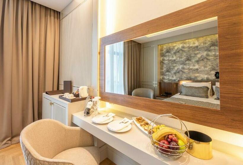 اتاق لوکس, Concorde Tower Hotel & Casino