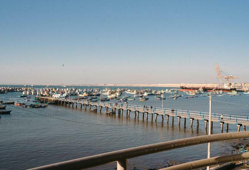 스탠다드 룸 킹사이즈 침대, Marina Del Bay