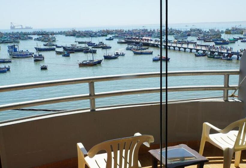 스탠다드 룸 킹사이즈 침대, Marina Del Bay