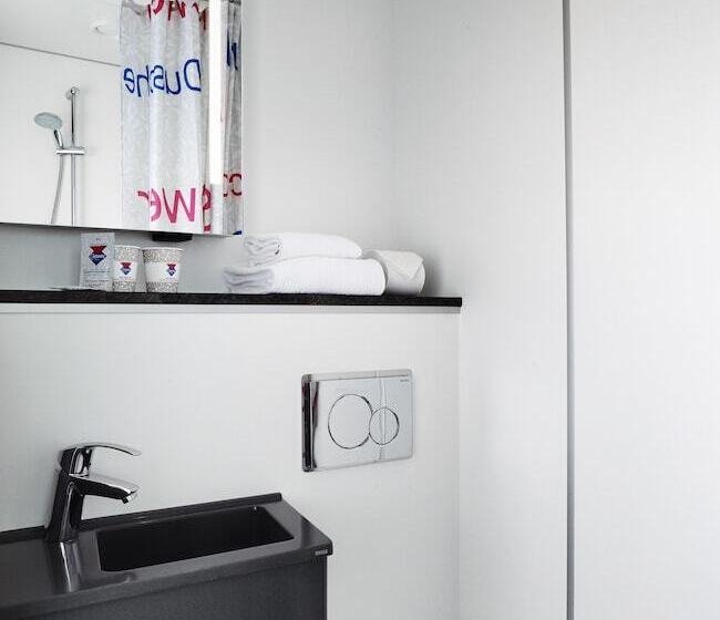 Семейный Номер, Cabinn Vejle