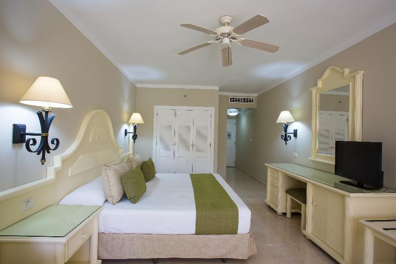 スーペリアージュニアスイート, Bahia Principe Grand La Romana - All Inclusive