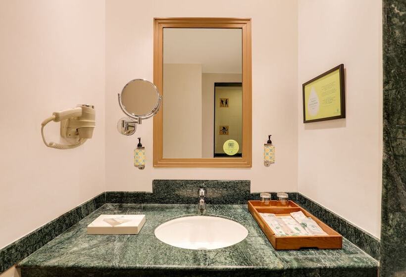 Номер Executive, Lemon Tree Hotel Hinjewadi Pune