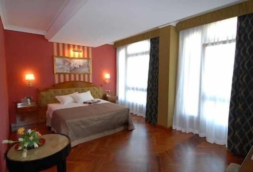 Номер Deluxe, Palazzo Rosenthal Vesuview Hotel & Resort