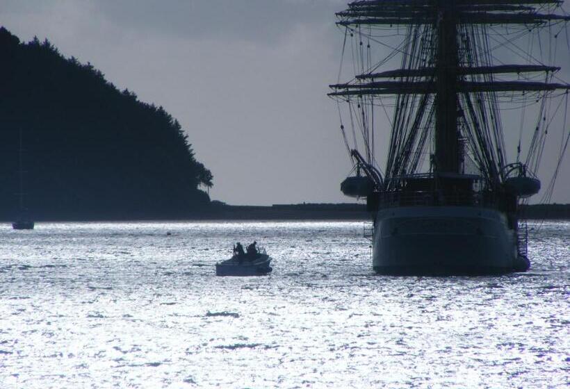 Люкс 2 Спальни, The Maritime