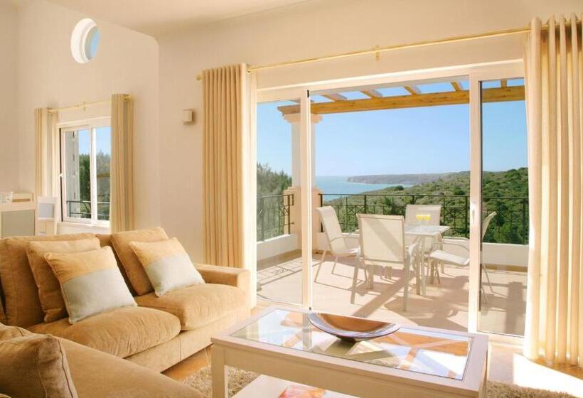 Апартаменты Deluxe 3 Спальни, The View – Santo António Villas, Golf & Spa