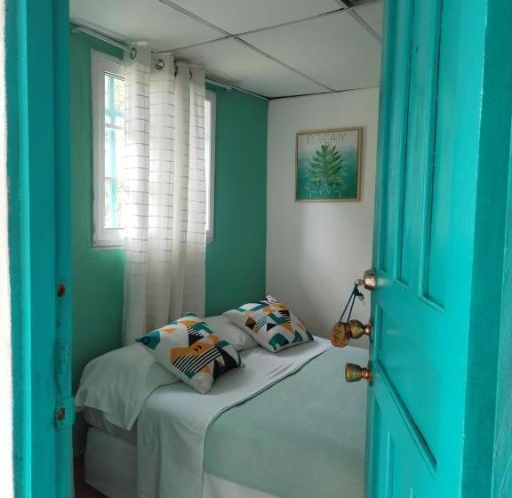 Номер Стандарт, Casa Hostal Bouvá