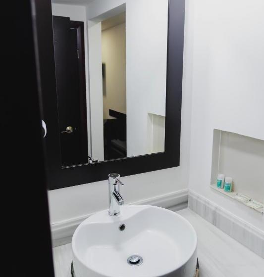 デラックススタジオ, Landmark Suites By Balderrama Hotel Collection