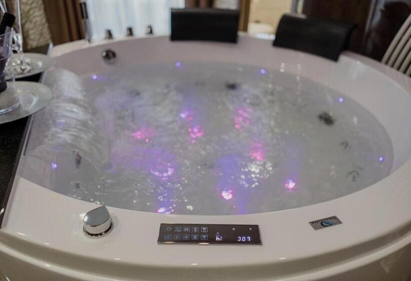 Номер Стандарт с Гидромассажем, Miryam House Affittacamere Suite E Relax