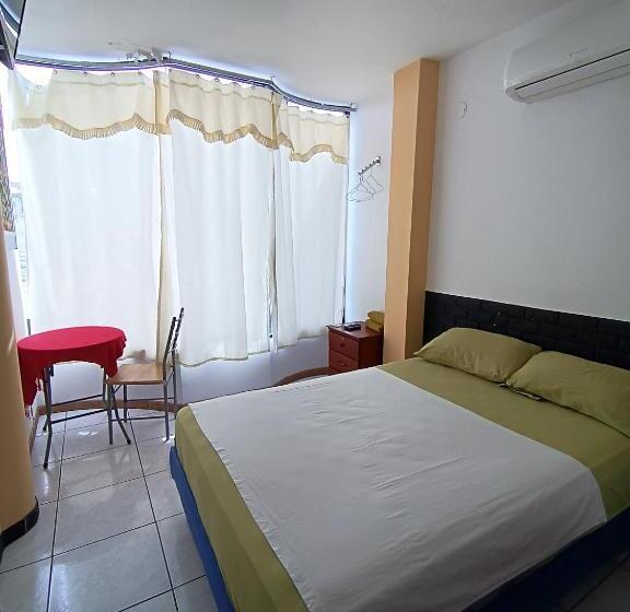 Номер Стандарт, Hostal Venecia Tu Casa En Manta