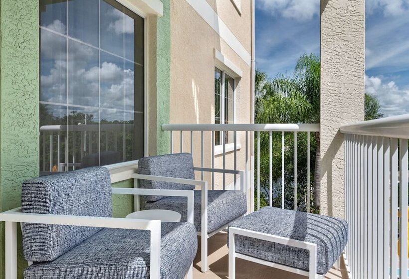 适合残疾人士使用的套间, Doubletree Suites By Hilton Naples