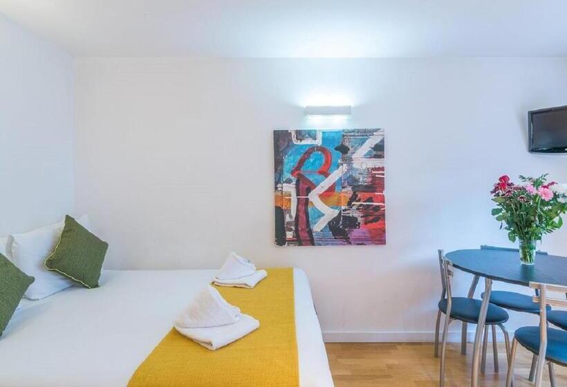 Семейные Апартаменты, Hyde Park Executive Apartments