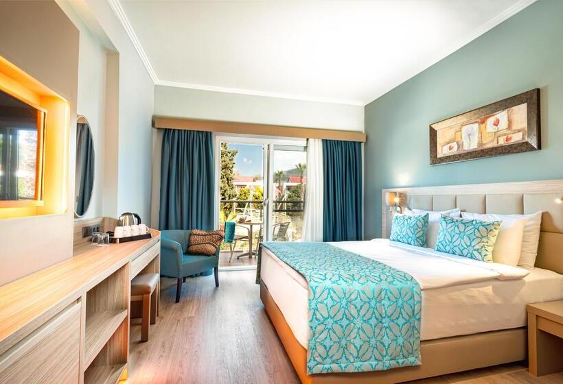 Номер Стандарт, Aqua Fantasy Aquapark Hotel & Spa - Ultra All Inclusive