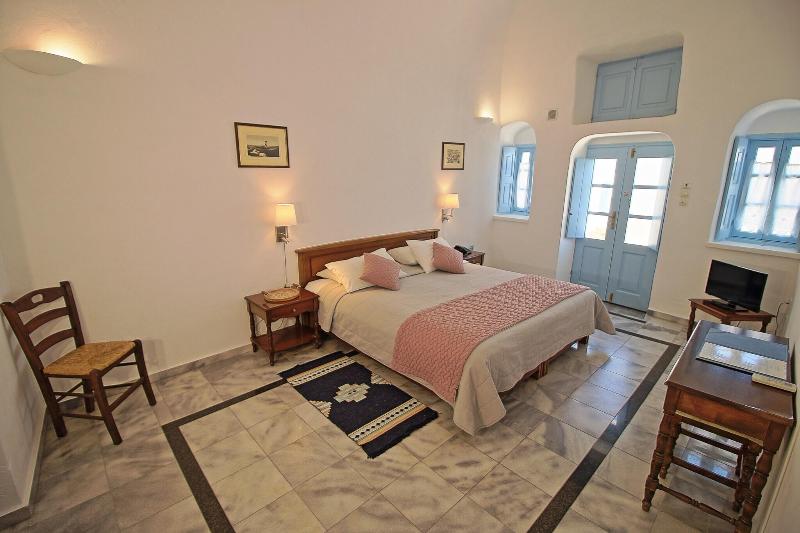 Трехместный Номер Superior, Aethrio Sunset Village   Oia