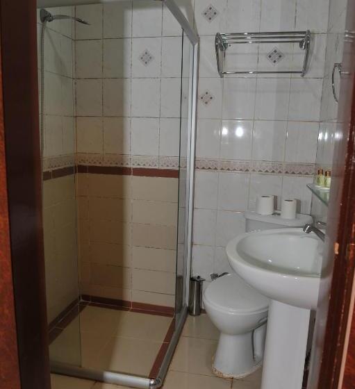 Номер Стандарт Трехместный, Turvan