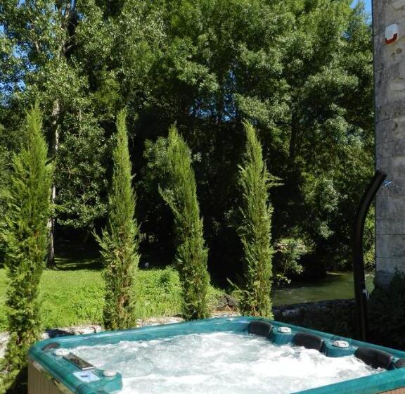 标准间, Moulin De La Chevriere
