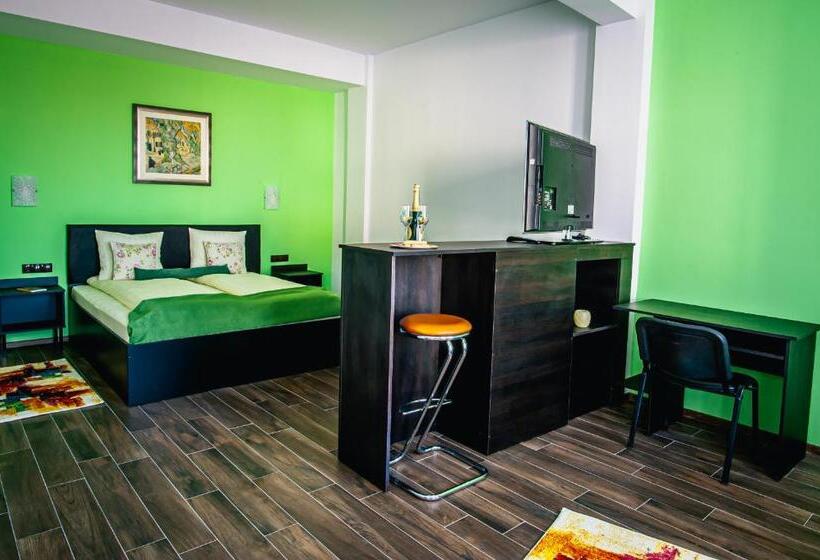 디럭스 스튜디오, Colors Residence