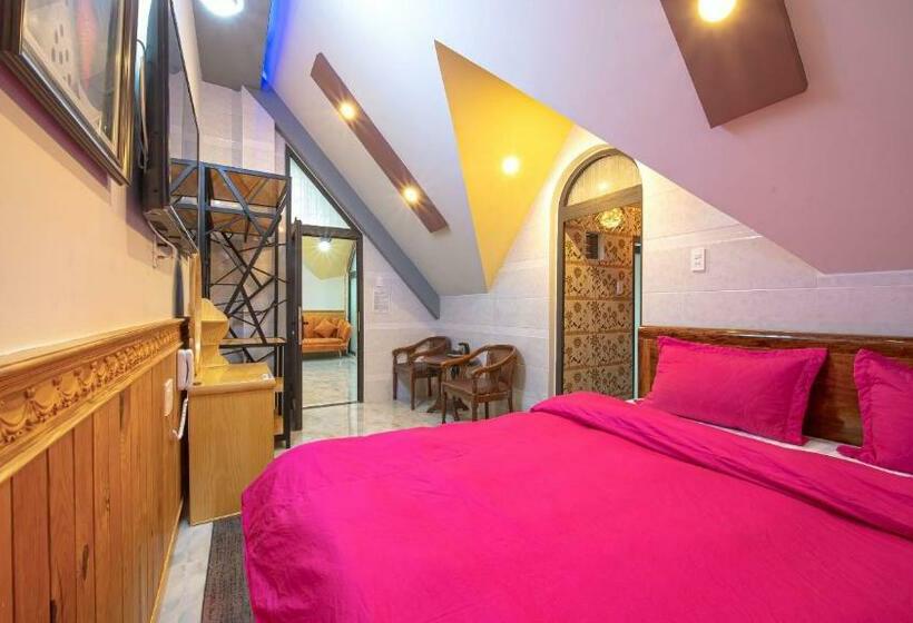 Deluxe Zimmer, Csltdl & Coffee Sân Vườn Vương Bảo Long đà Lạt