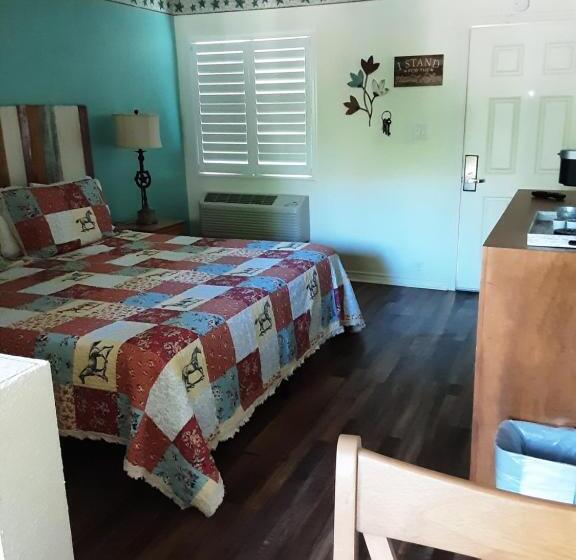 Стандартный Номер Кровать Кинг, Horseshoe Riverside Lodge