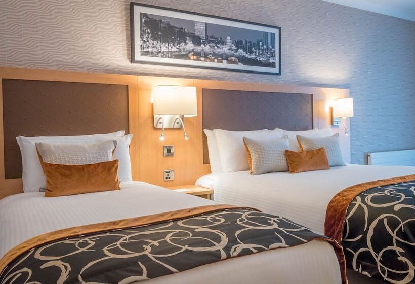 Номер Superior, Clayton Hotel Dublin Airport