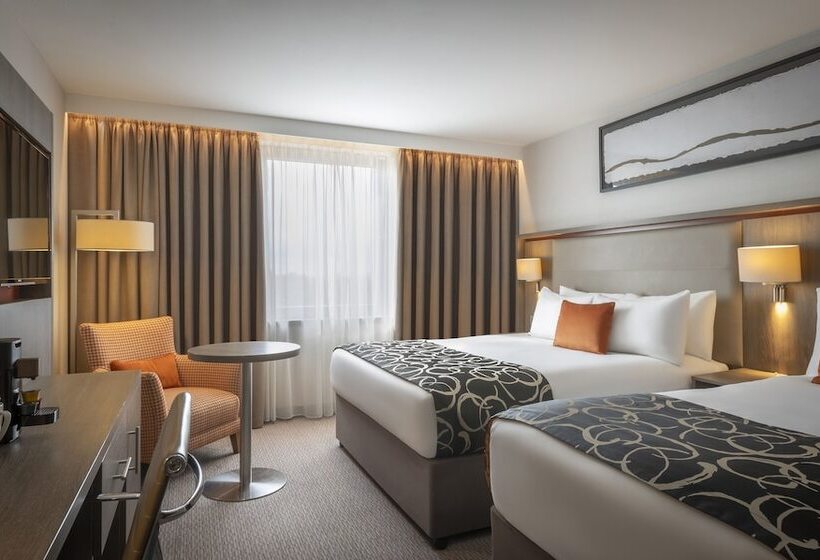 Номер Стандарт, Clayton Hotel Dublin Airport
