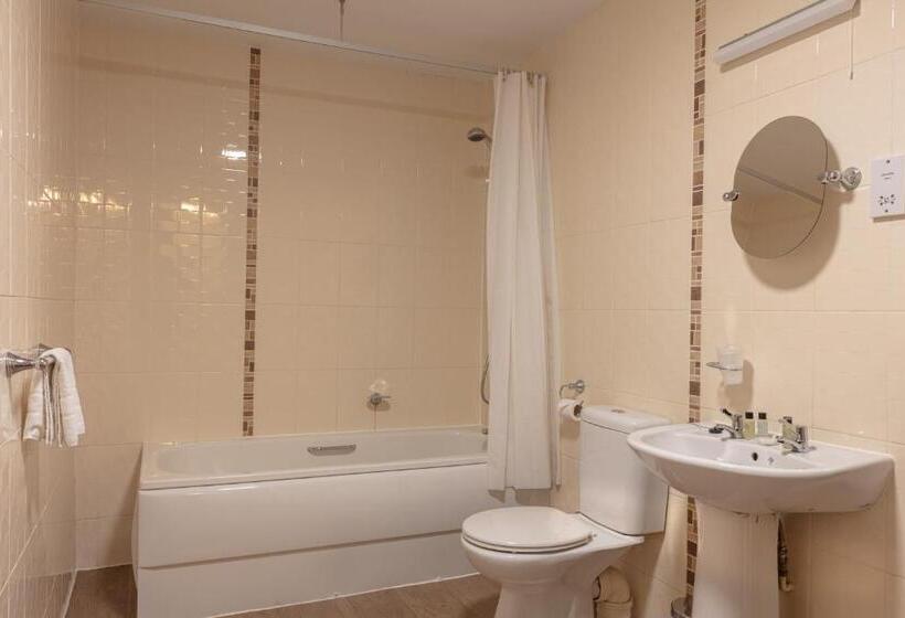 Семейный Номер, The New Inn By Roomsbooked