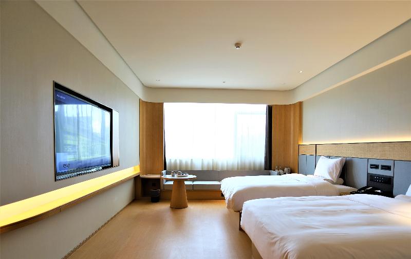 Апартаменты 2 Спальни, Sharjah Hotel Apartments   الشارقة