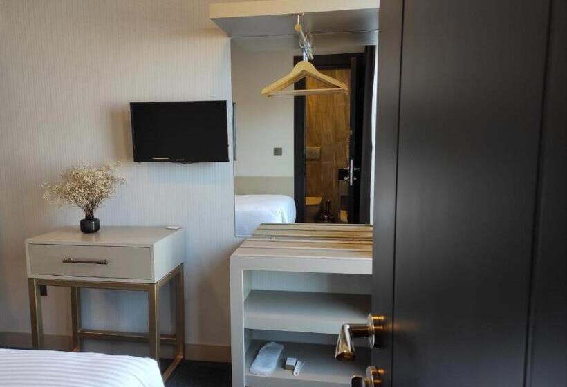 اتاق استاندارد یک نفره, Air Boss Giresun City