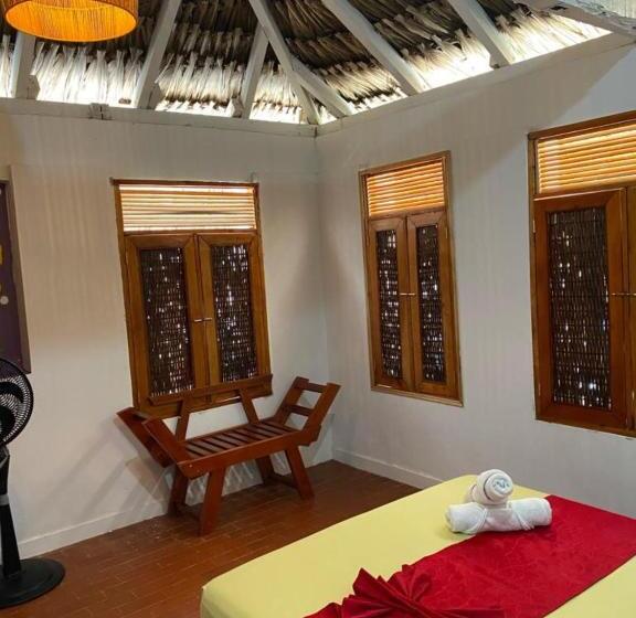 اتاق استاندارد, Isla Los Erizos Ecohouse