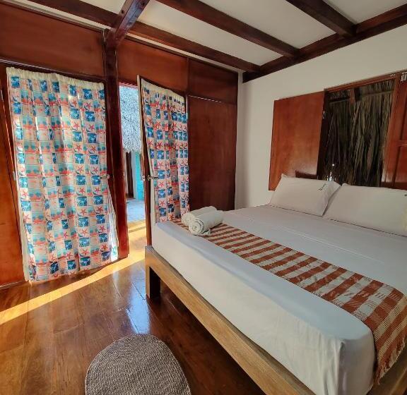 Standard Triple Room with Terrace, Isla Los Erizos Ecohouse