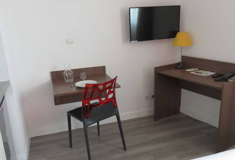 Студио Comfort, Appart Hôtel Mer & Golf City Perpignan Centre