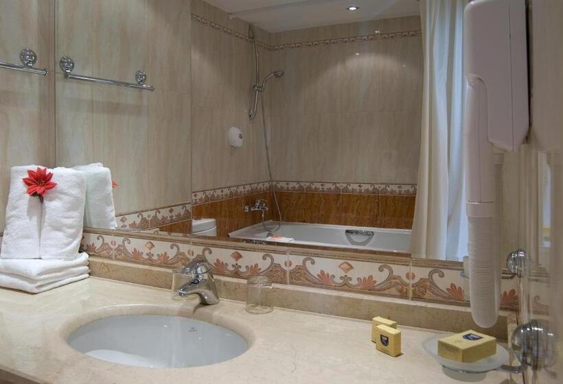 Полулюкс Вид на Парк, Duni Marina Beach Hotel   All Inclusive