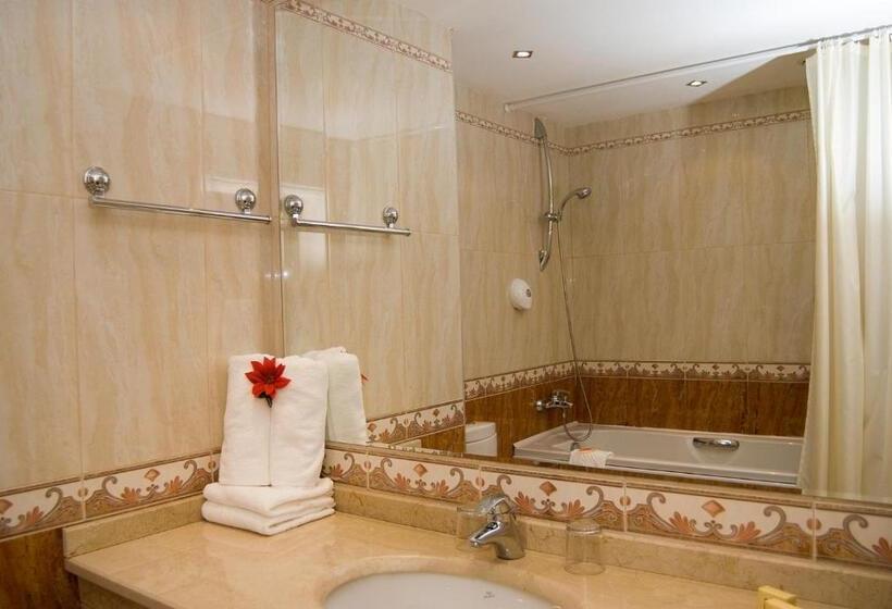 דופלקס חדר שינה אחד, Duni Marina Beach Hotel   All Inclusive