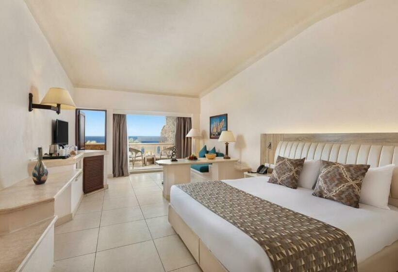 اتاق سوپریور با چشم‌انداز دریا, Pickalbatros Citadel Resort Sahl Hasheesh