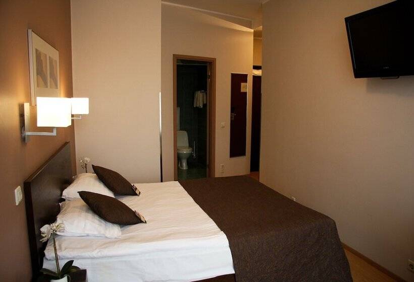 اتاق استاندارد با چشم‌انداز باغ, City Hotel Tallinn By Unique Hotels