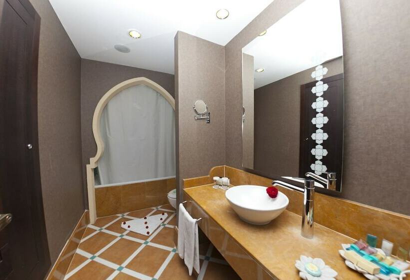 Lakosztály, Spice Hotel & Spa