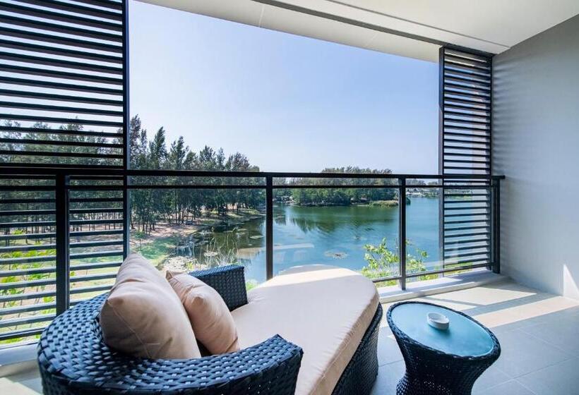 Апартаменты 3 Спальни, Cassia Residences By Laguna Phuket