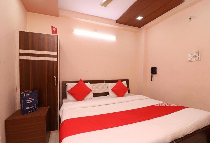 اتاق کلاسیک سه تخته, Flagship Hotel Royal Paradise