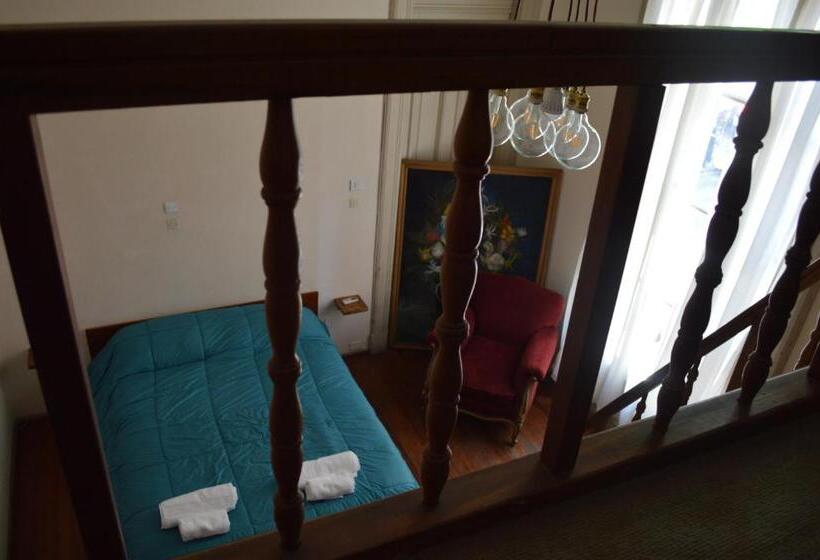 اتاق استاندارد سه نفره, High Hostel Rosario