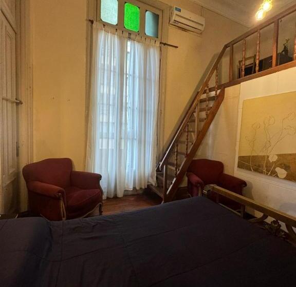 اتاق استاندارد سه نفره, High Hostel Rosario