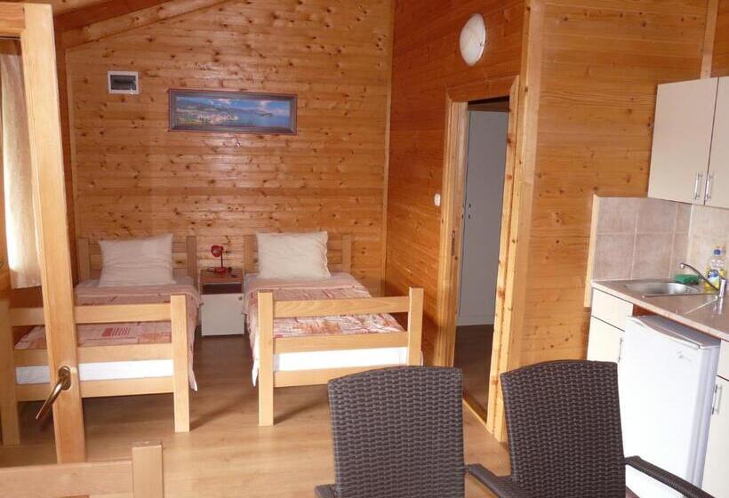 آپارتمان 1 خوابه با چشم‌انداز باغ, Guest House Jadran Pol