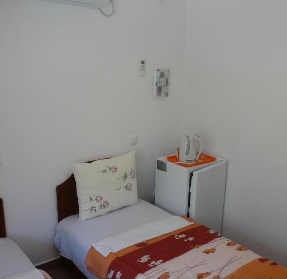 اتاق استاندارد با چشم‌انداز کوهستان, Guest House Jadran Pol