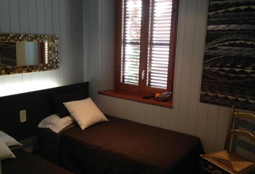 Номер Стандарт, Hostal Sant Marti